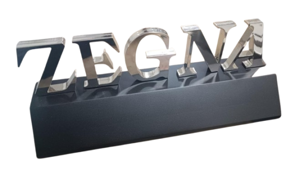 Reconocimiento logotipo terminado en Niquel brillante 3